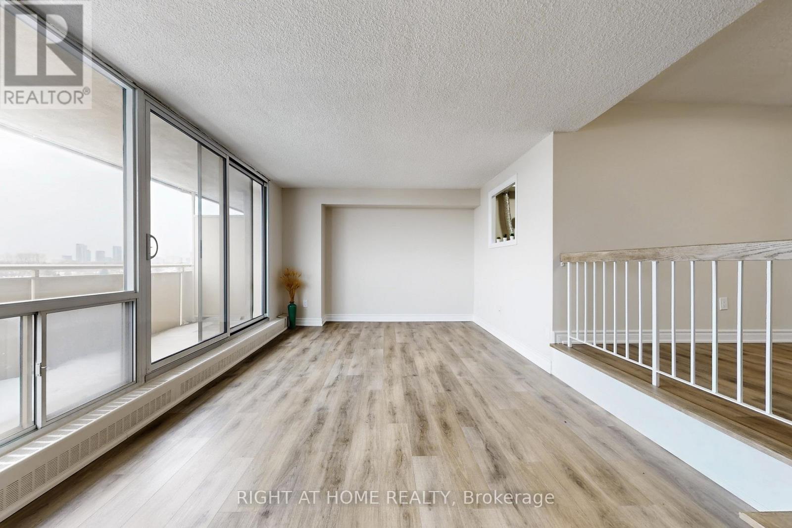 #702 1338 YORK MILLS ROAD - 10