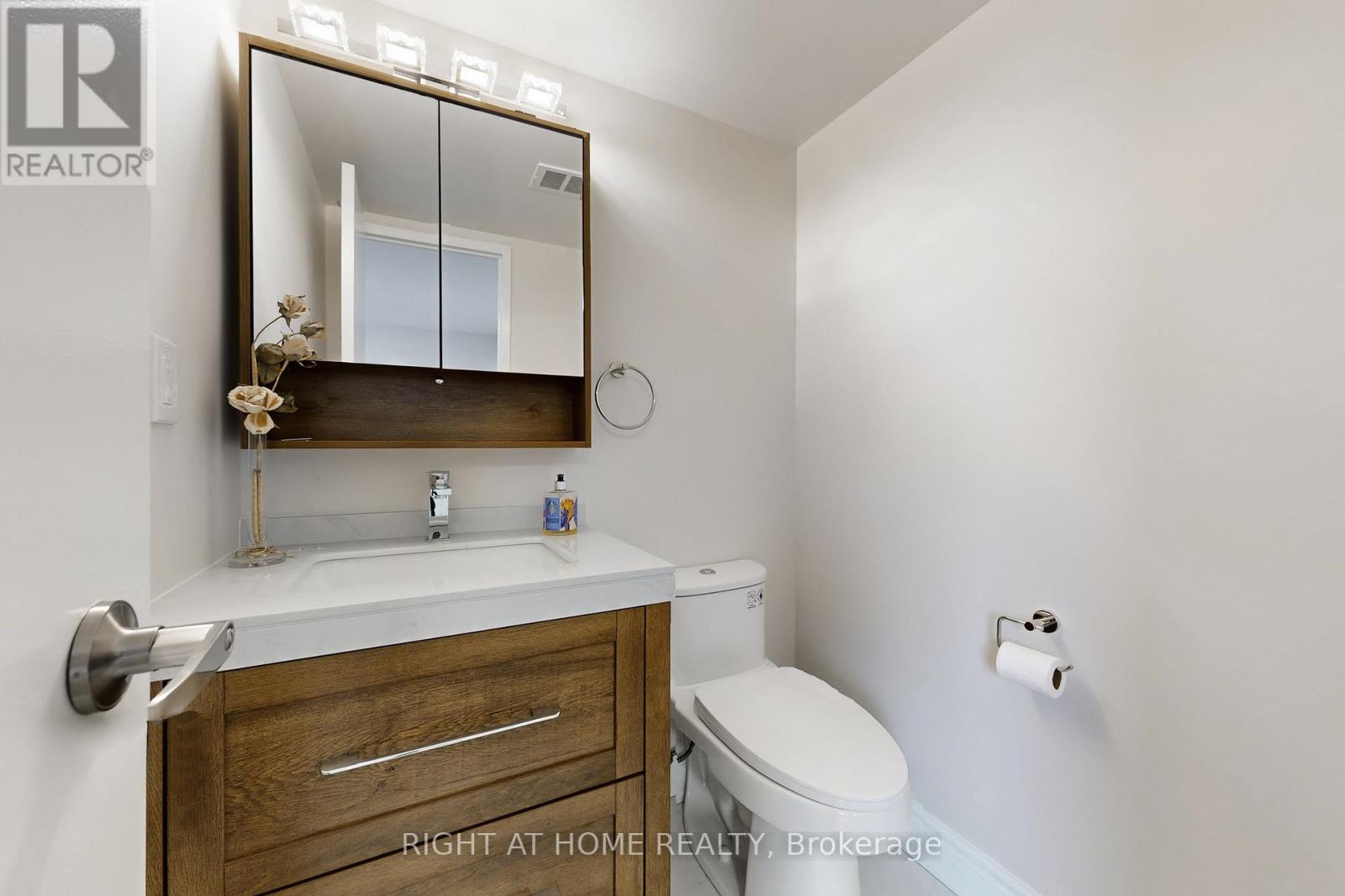 #702 1338 YORK MILLS ROAD - 18