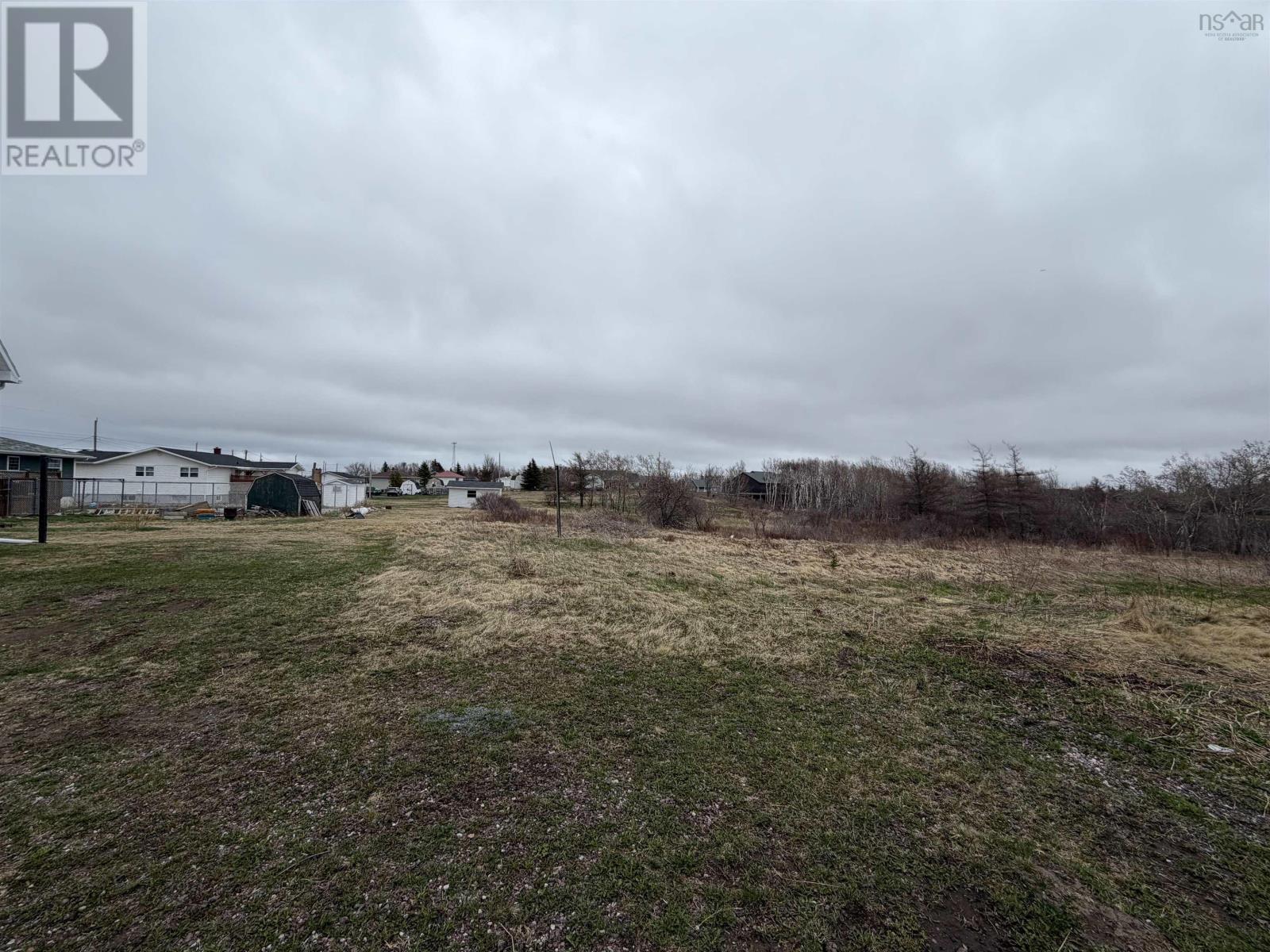 Property 8 of 33 of 415 Phalen Road