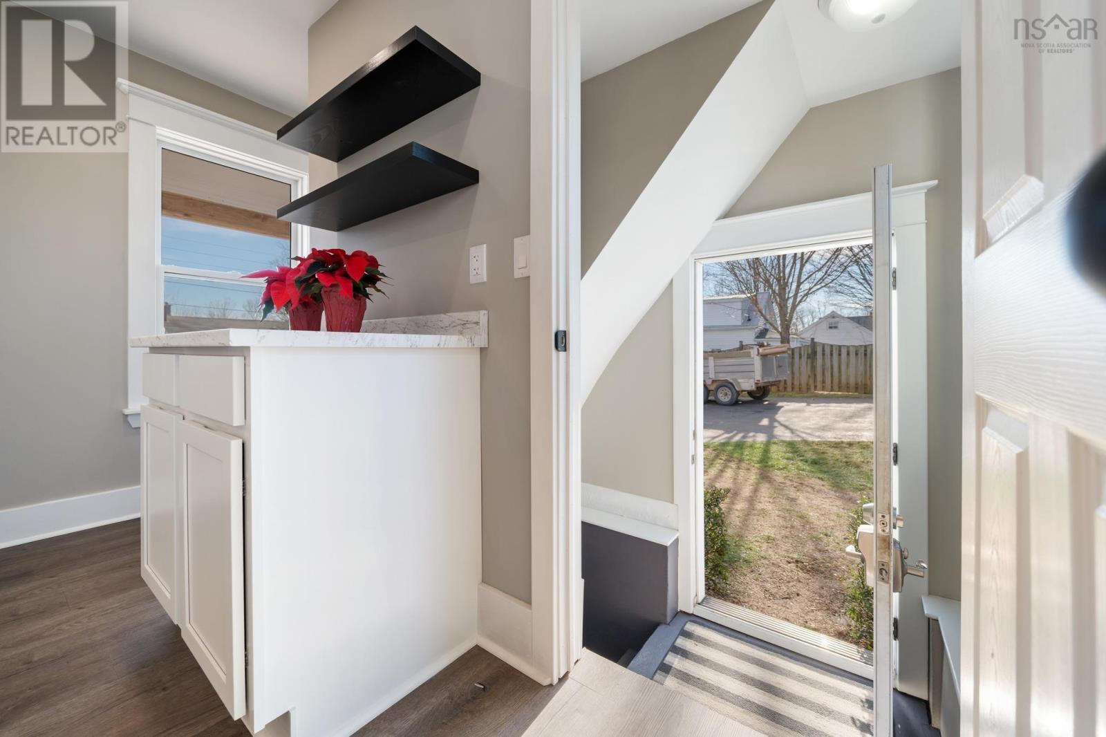 6 Hamilton Avenue - 14