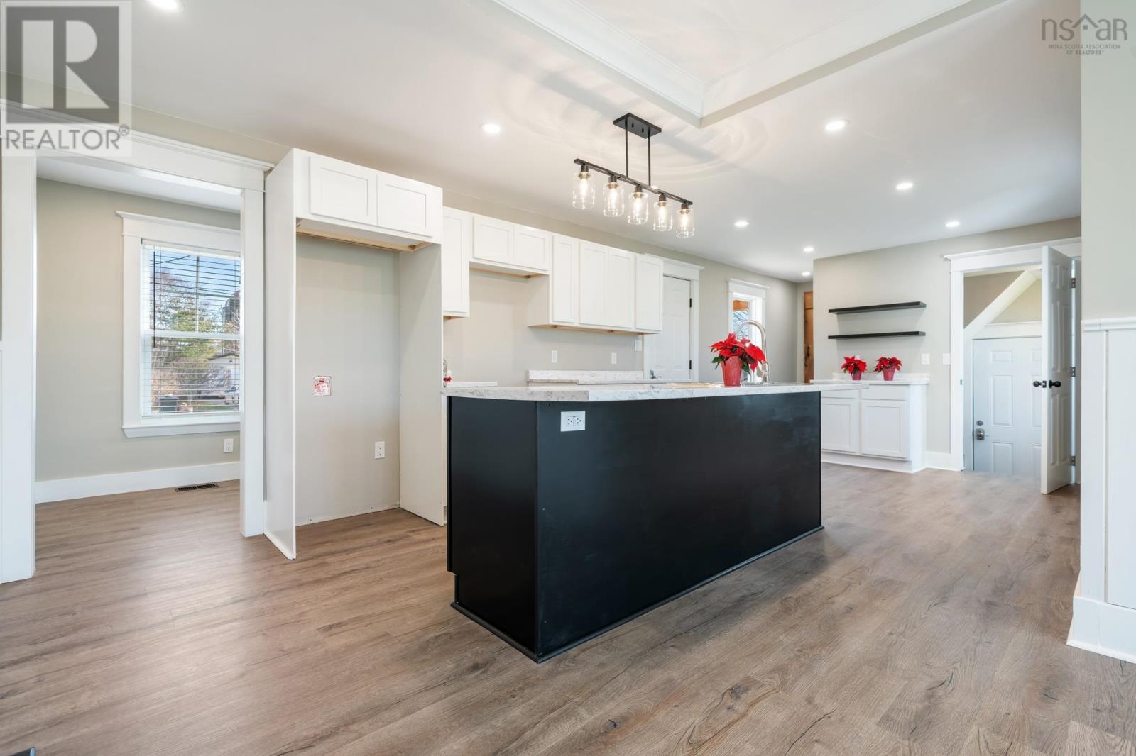 6 Hamilton Avenue - 19