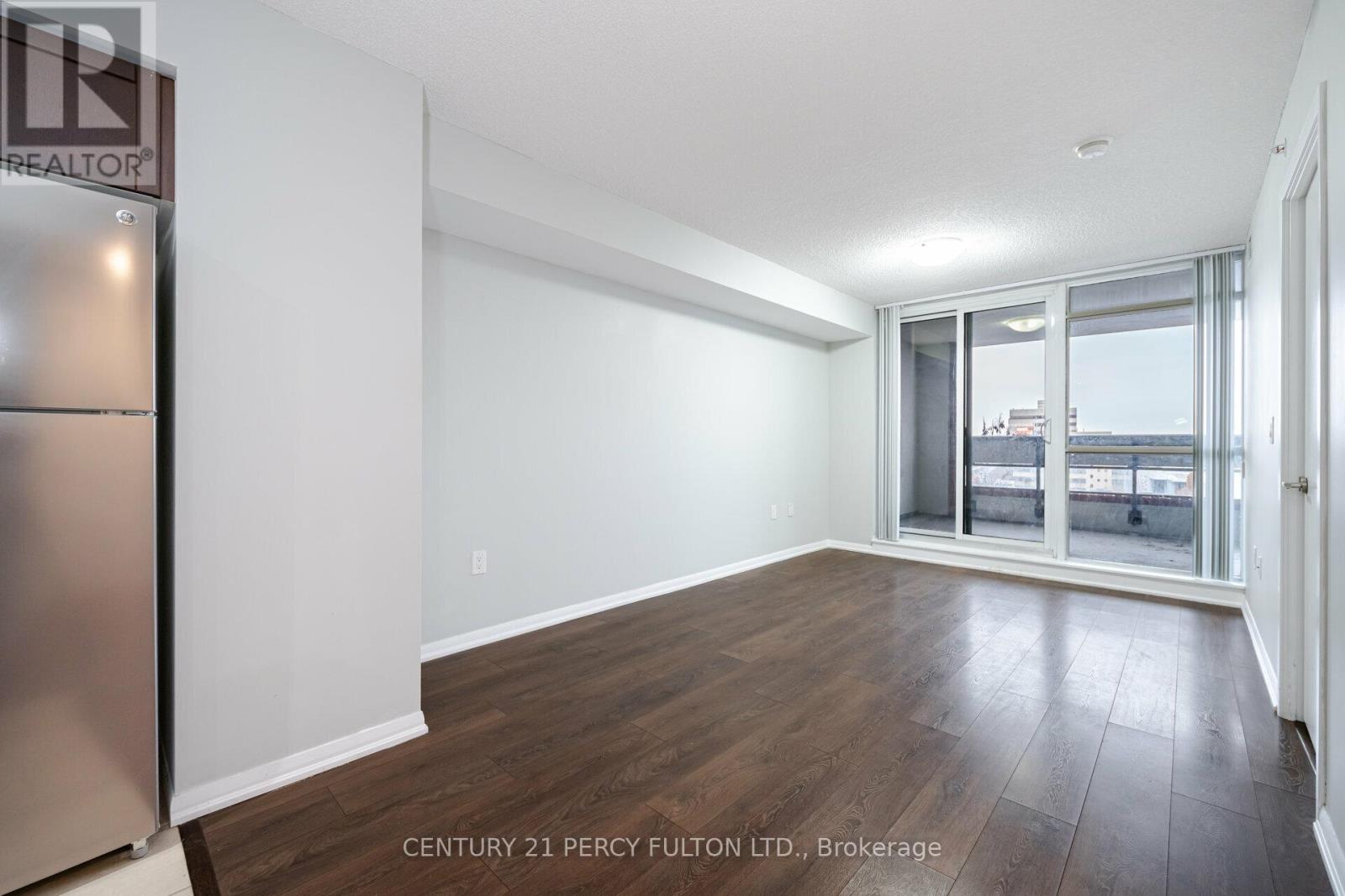 #501 830 LAWRENCE AVENUE W - 10