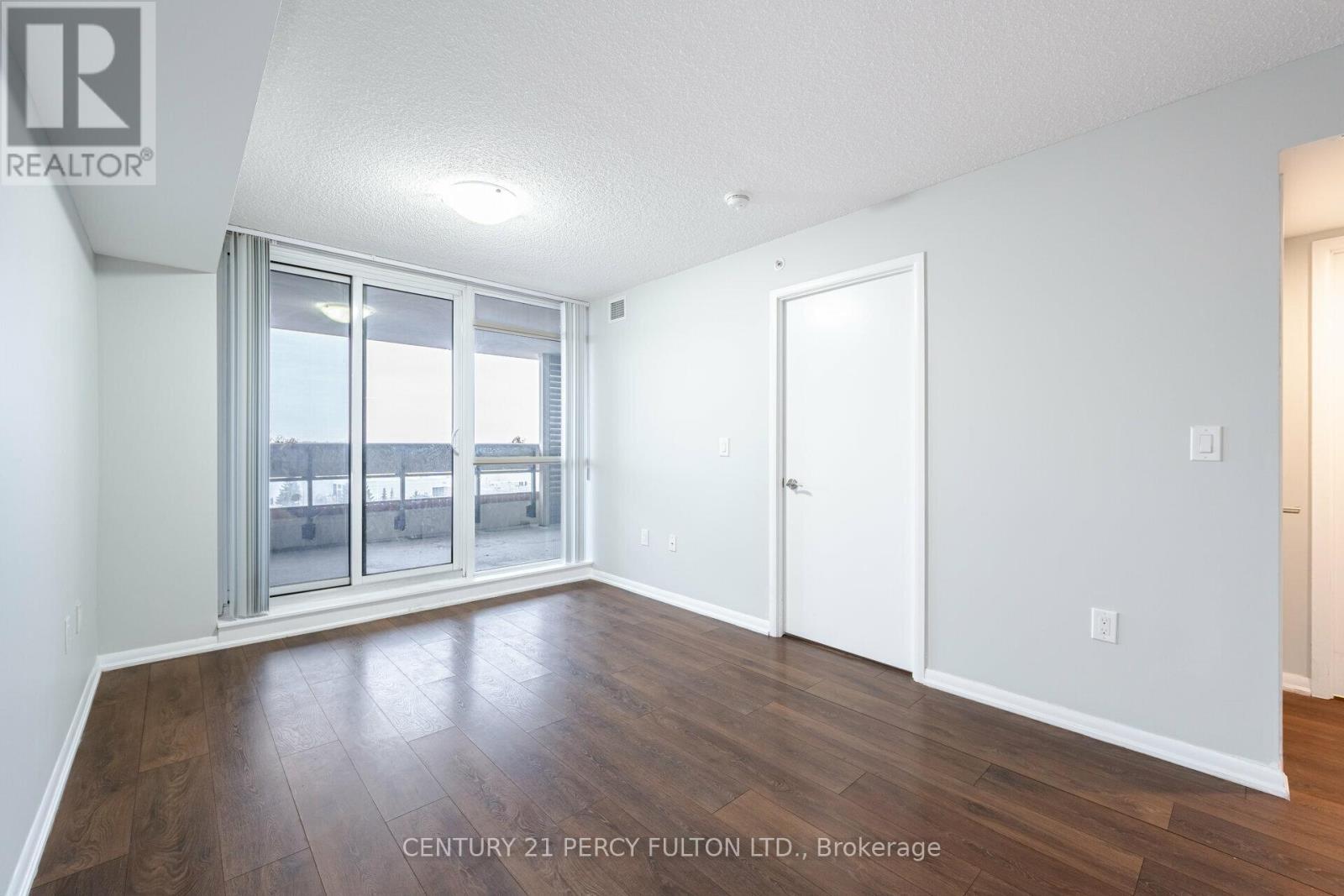 #501 830 LAWRENCE AVENUE W - 12