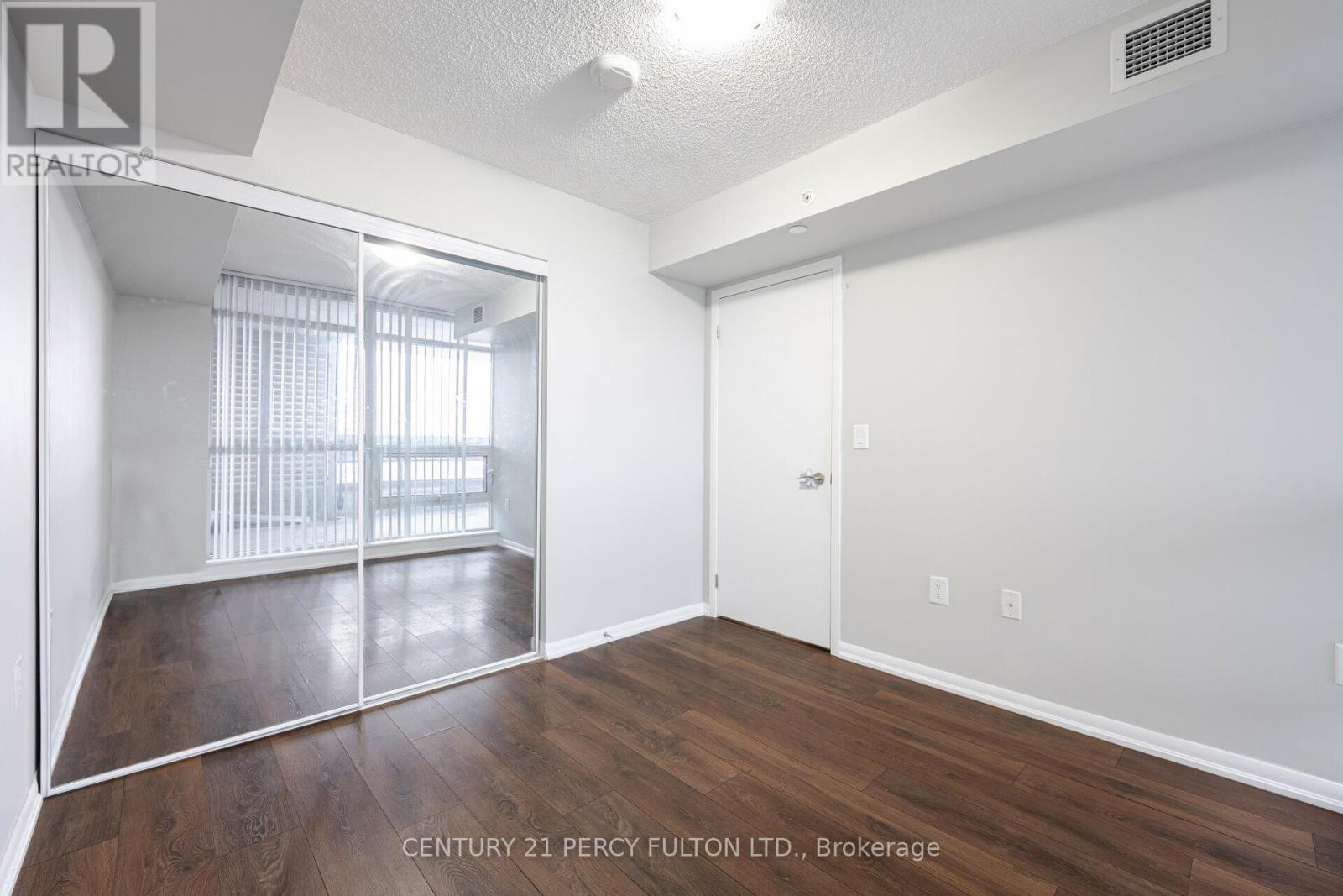 #501 830 LAWRENCE AVENUE W - 20