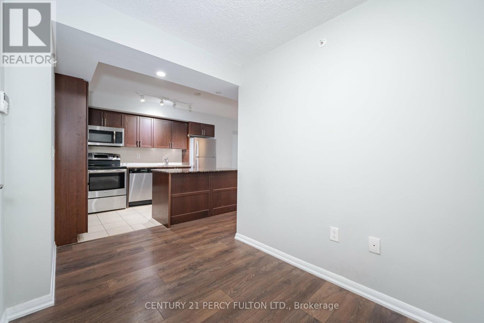 #501 830 LAWRENCE AVENUE W - 9