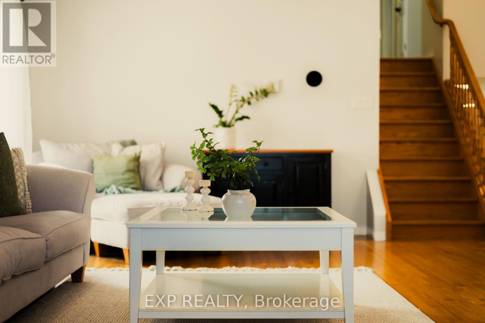 59 SHERWOOD STREET - 12