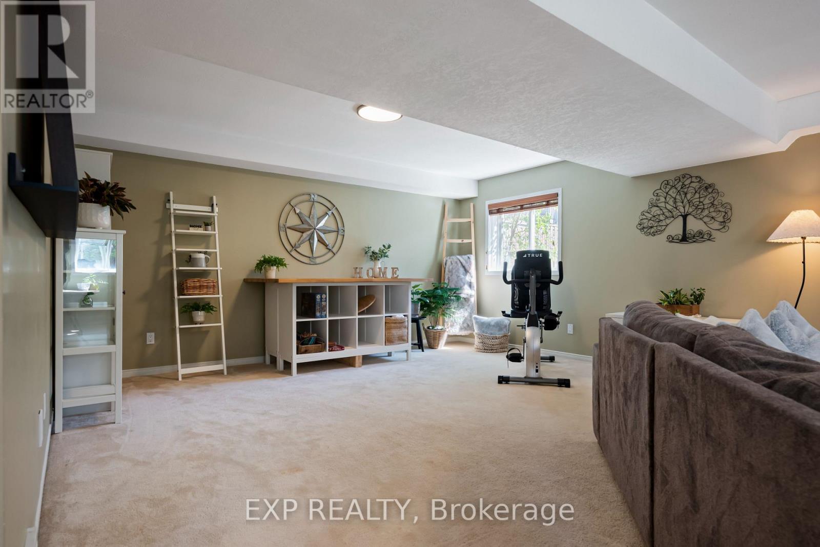 59 SHERWOOD STREET - 26