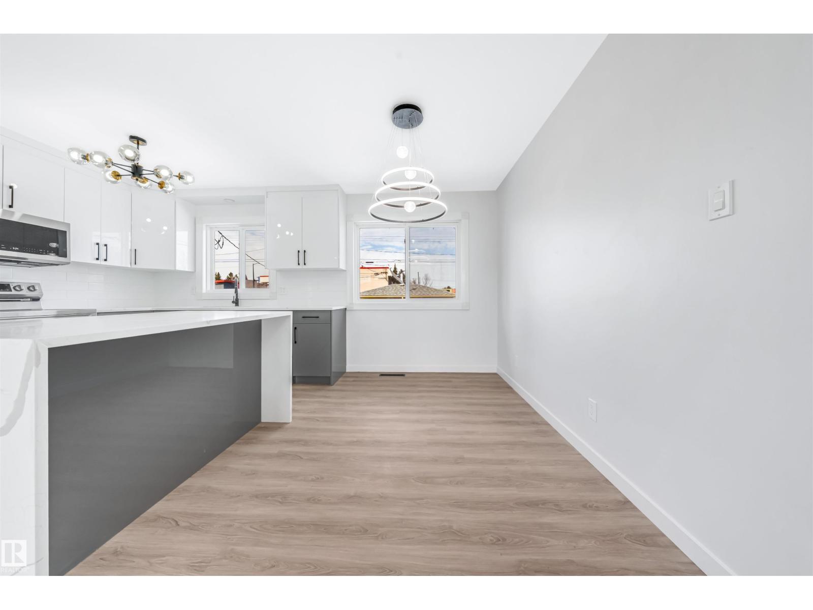 4238 117 AV NW - 8