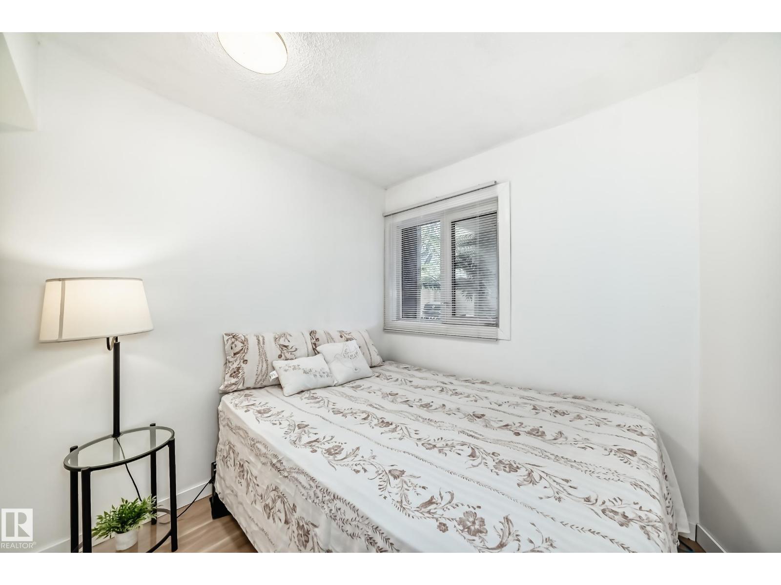#G3 10138 116 ST NW - 20