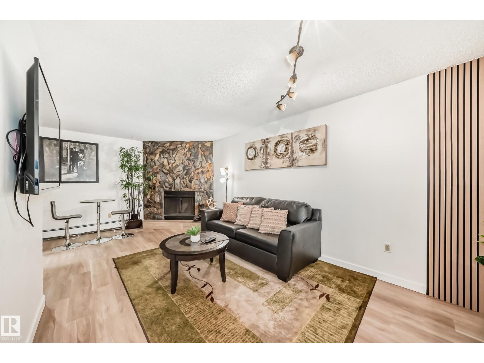 #G3 10138 116 ST NW - 9