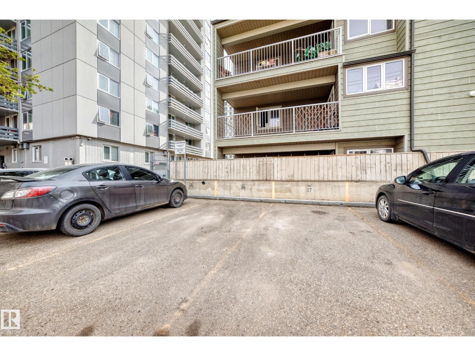 #G3 10138 116 ST NW - 42