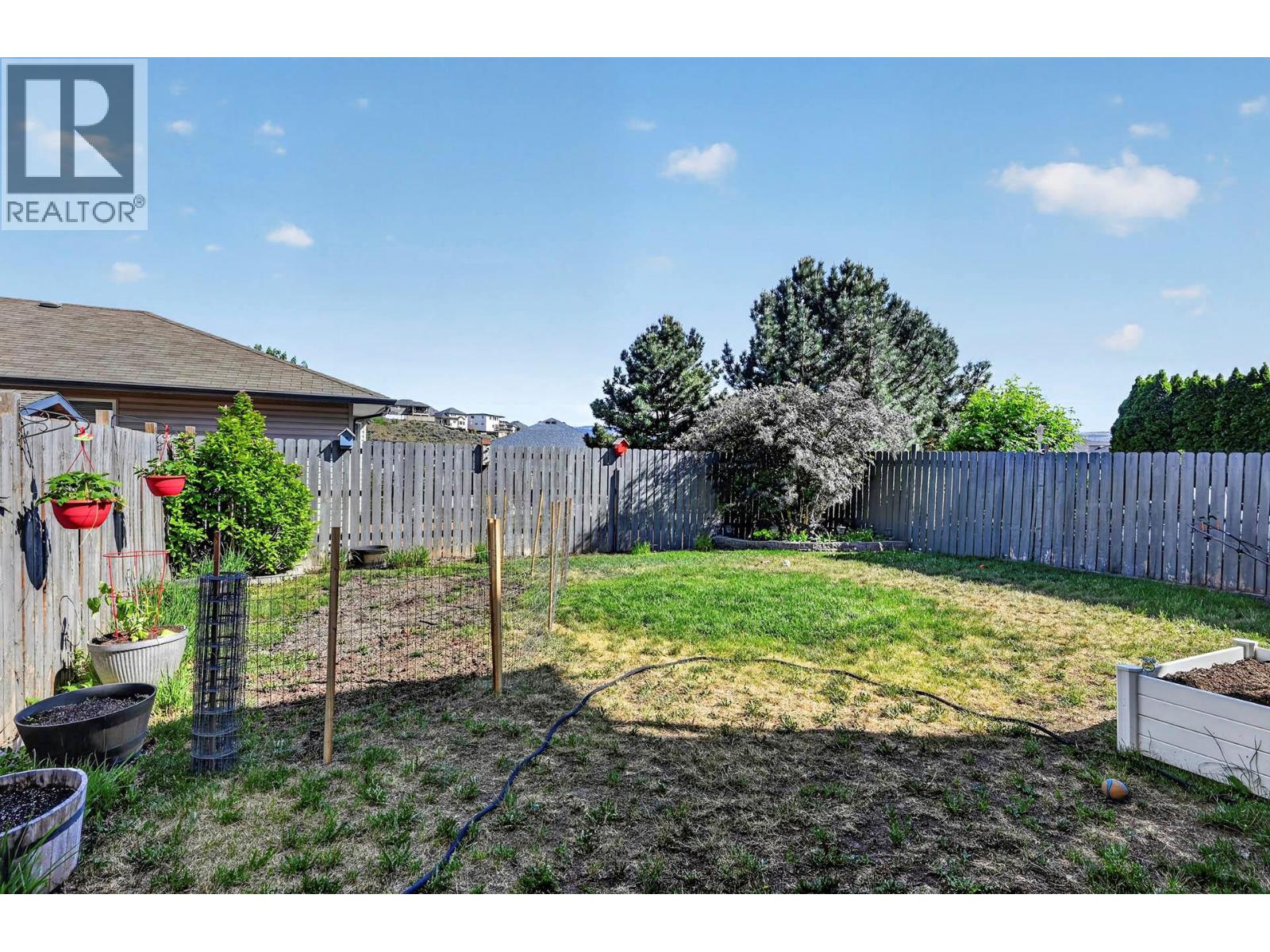 1996 Raven Crescent - 46
