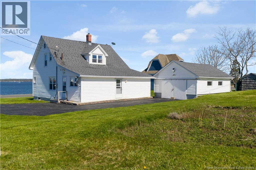 243 Maces Bay Road - 31
