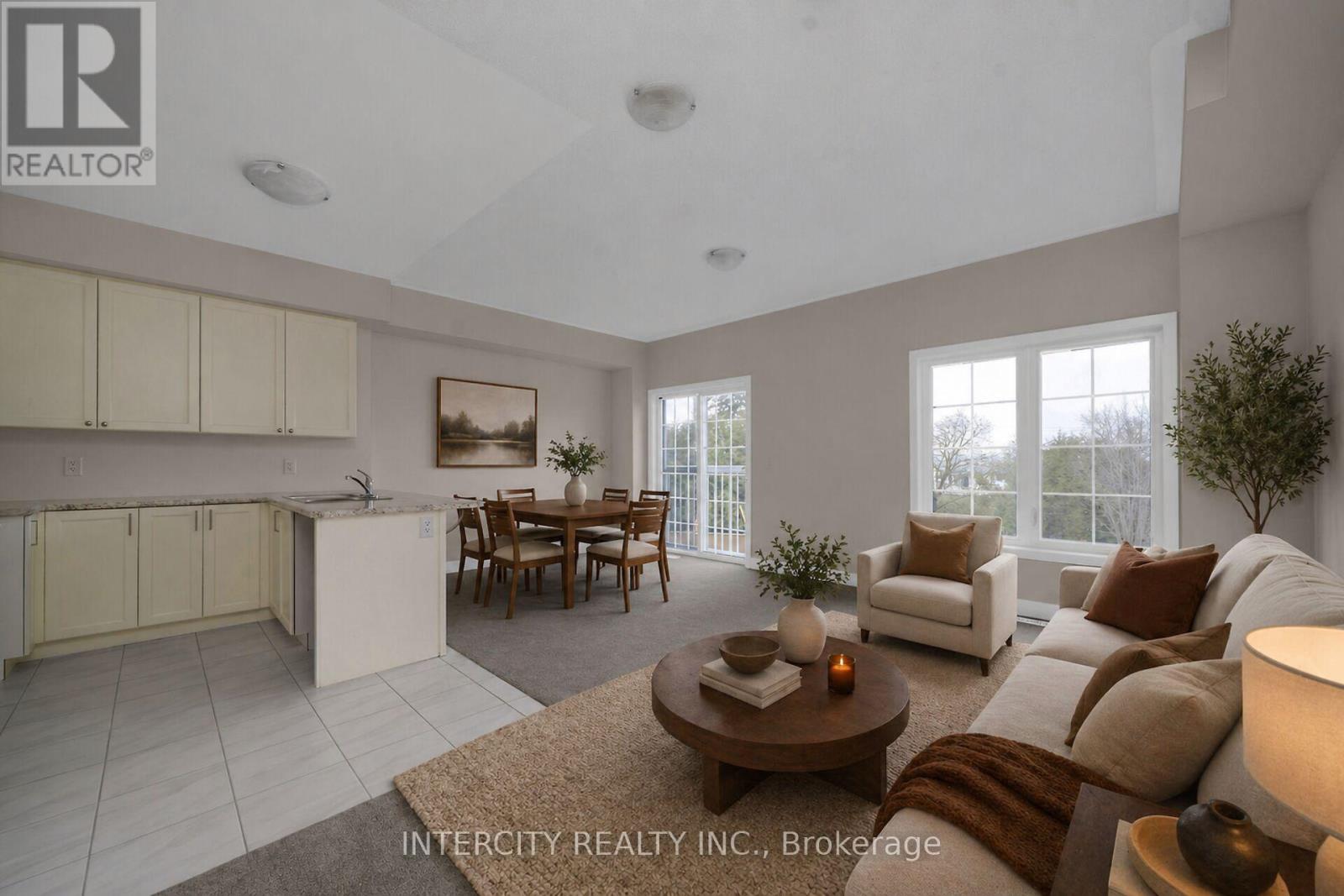 BLK 7 UNIT 2 - 102 WALDEN DRIVE - 5