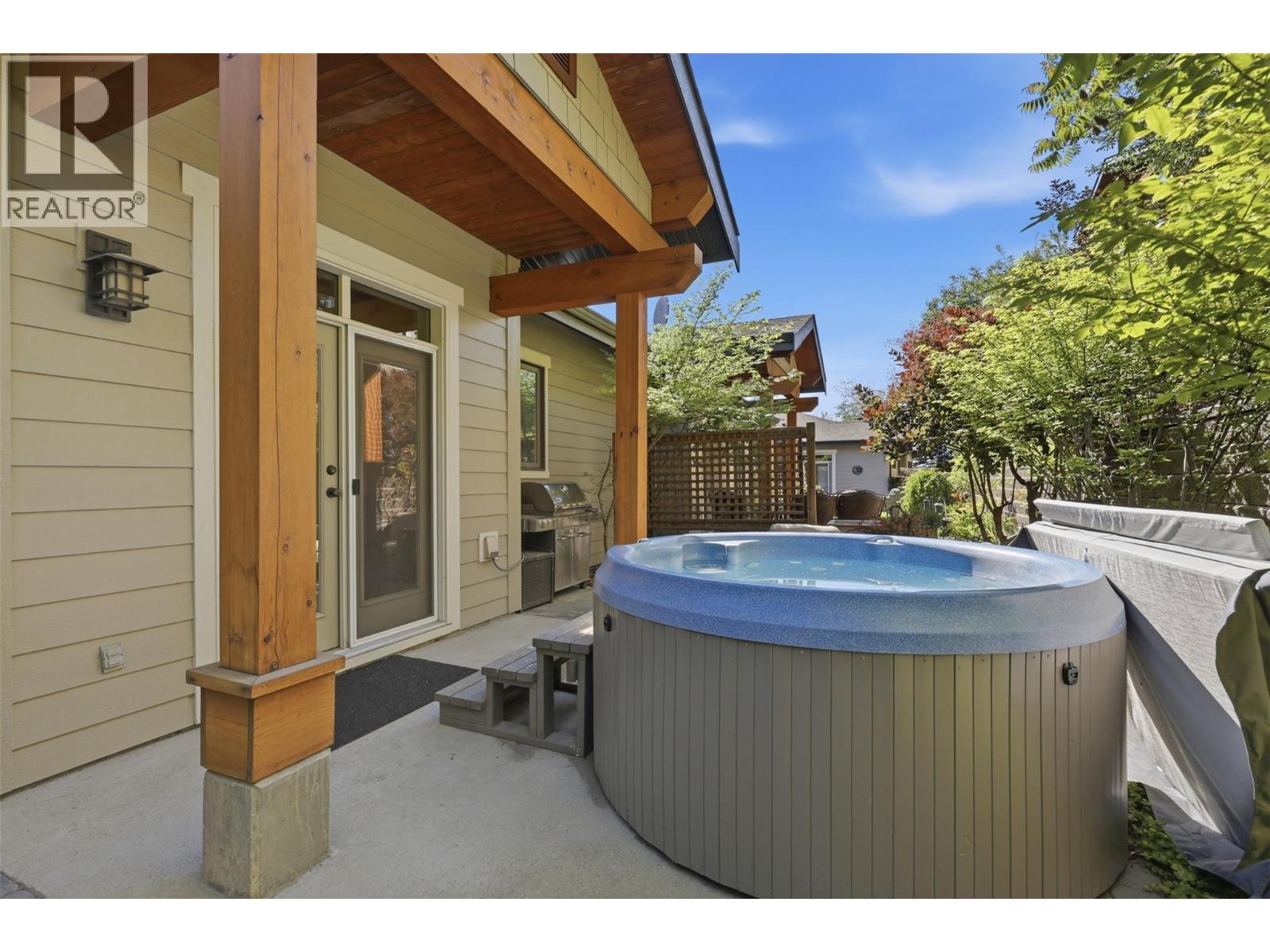 1631 GOLF RIDGE Way - 19