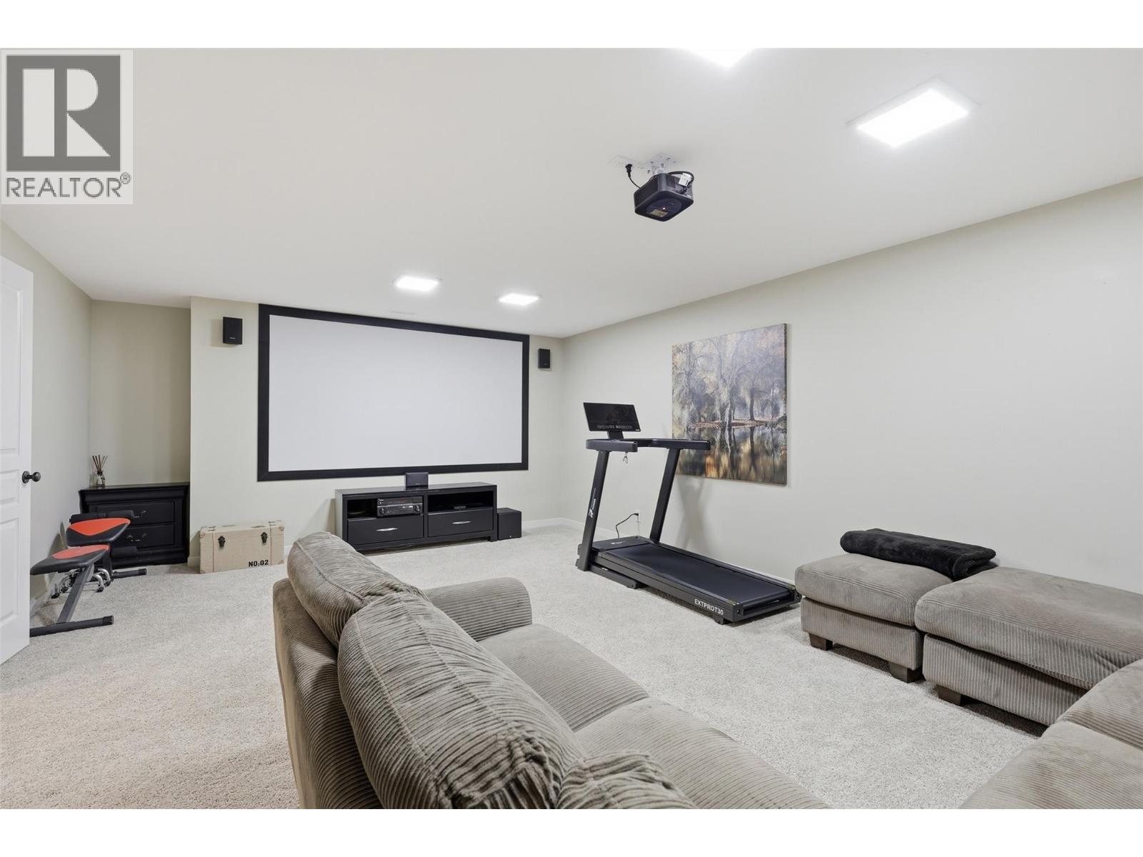1631 GOLF RIDGE Way - 35