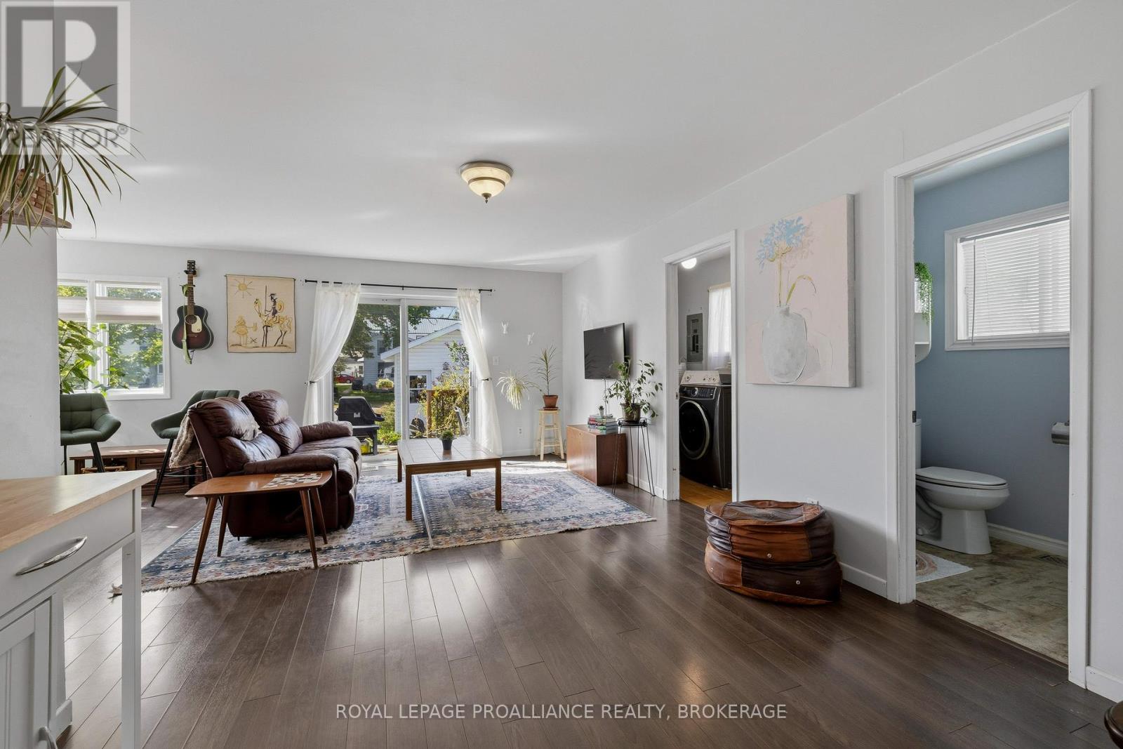 158 ARTHUR STREET - 17