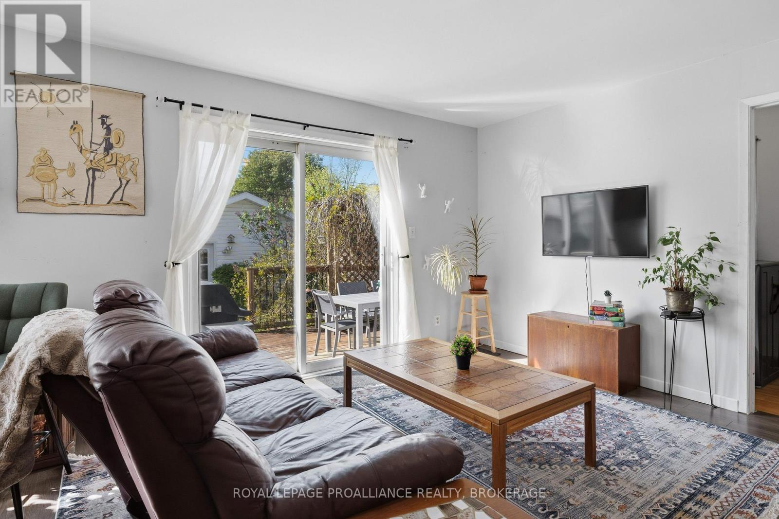 158 ARTHUR STREET - 20