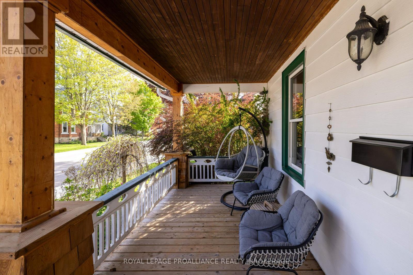 158 ARTHUR STREET - 39