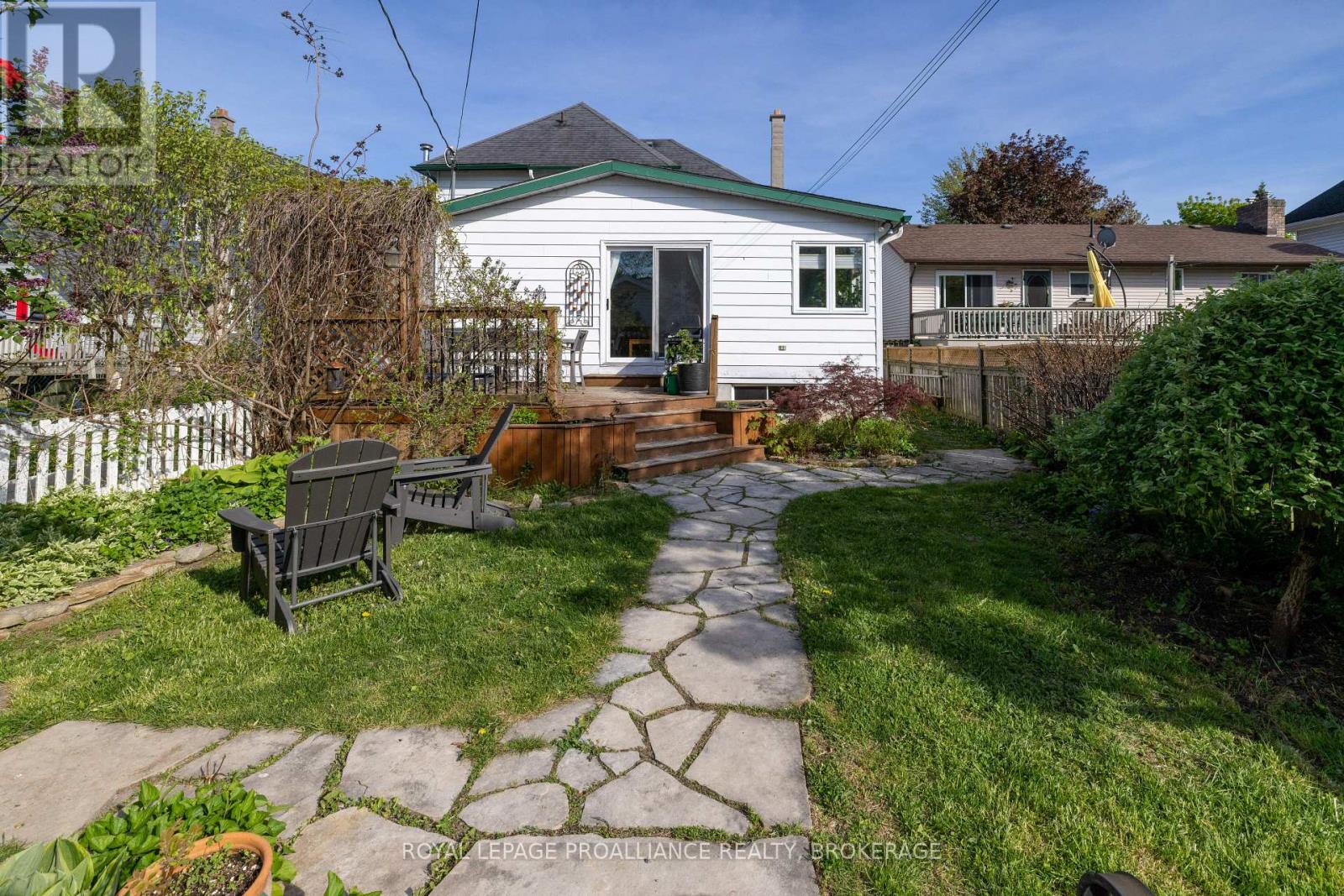 158 ARTHUR STREET - 45