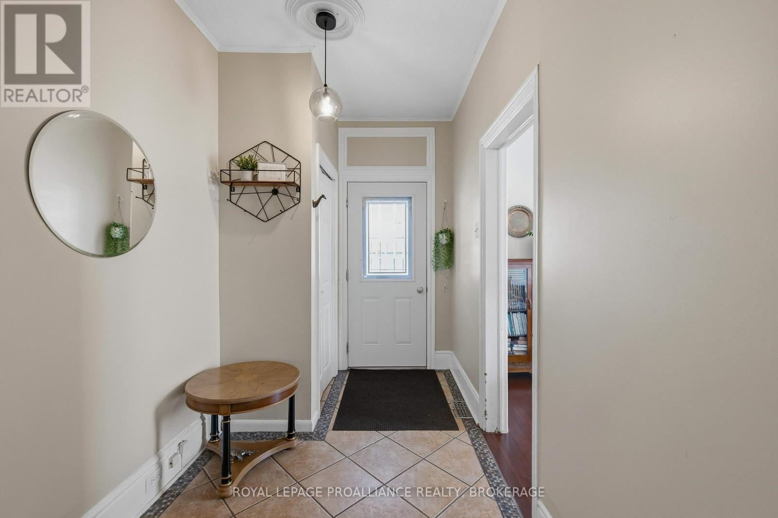 158 ARTHUR STREET - 5