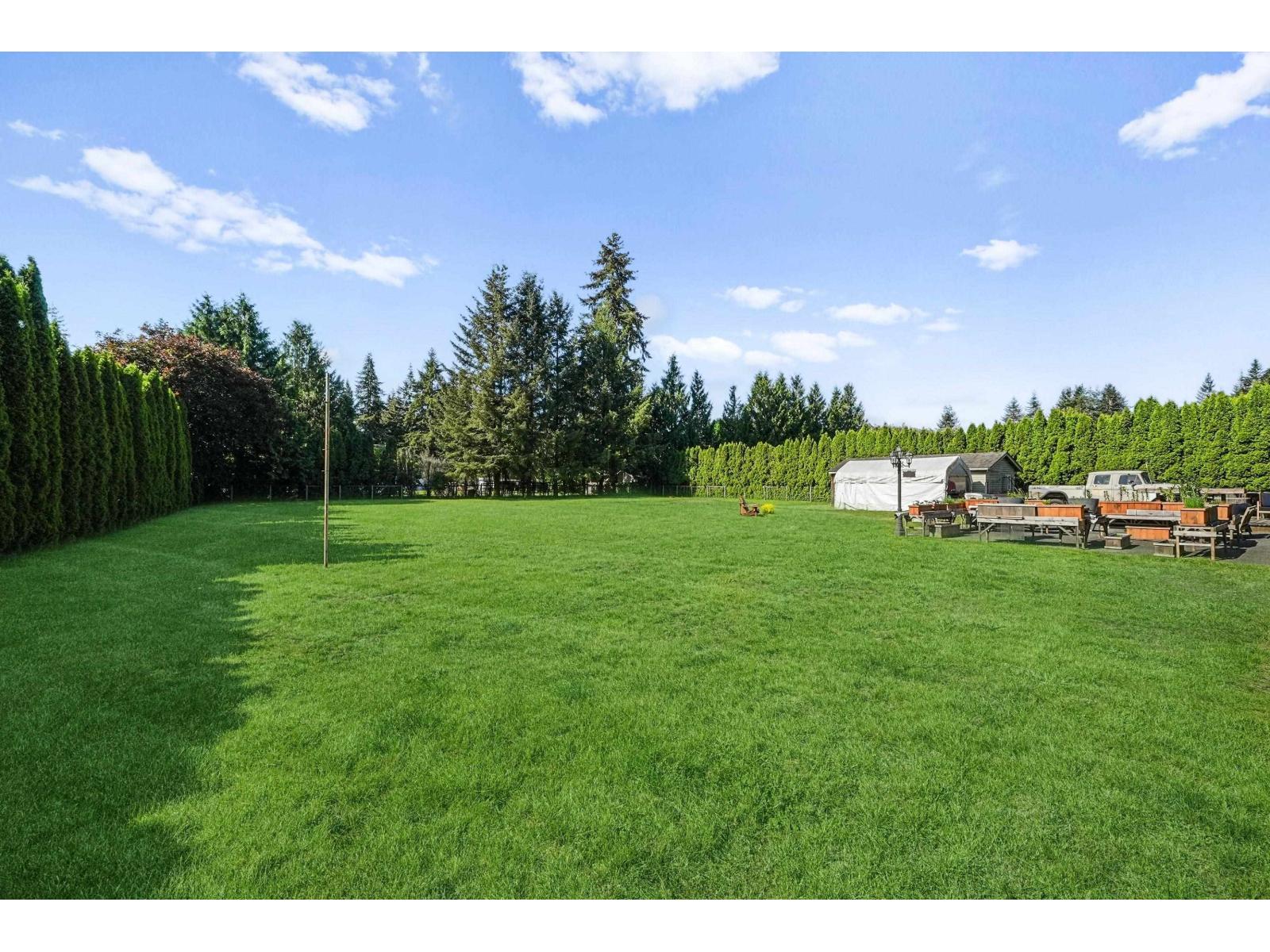 25040 57 AVENUE, Langley