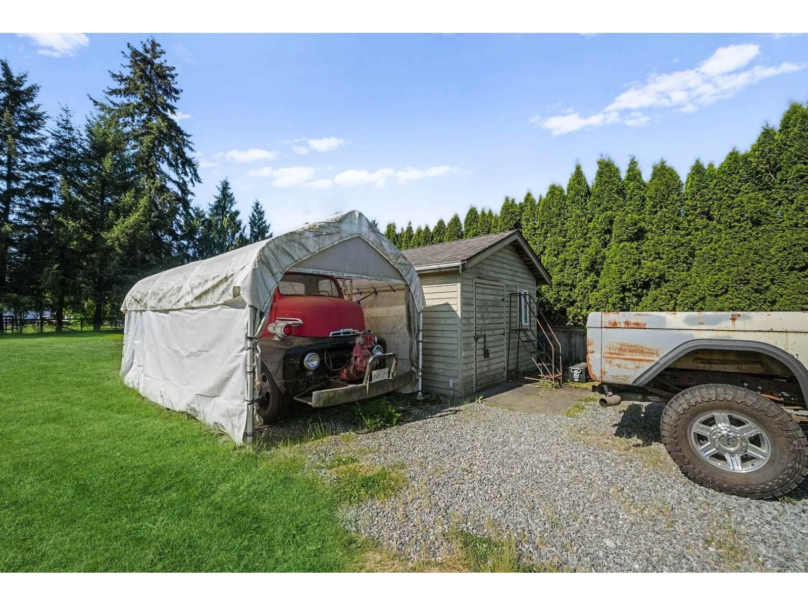 25040 57 AVENUE, Langley