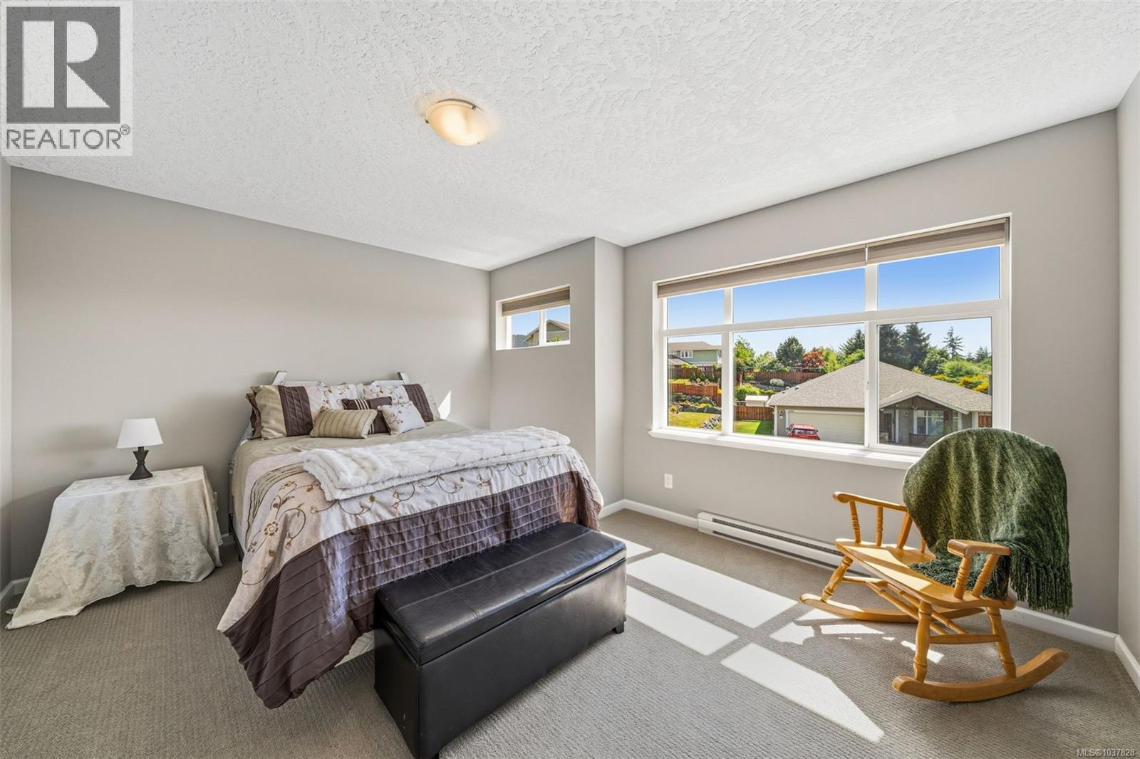2490 Anthony Pl - 16