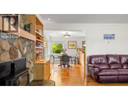 7410 Yake Rd, Fanny Bay, BC V0R1W0 Photo 15