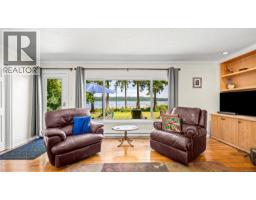 7410 Yake Rd, Fanny Bay, BC V0R1W0 Photo 18