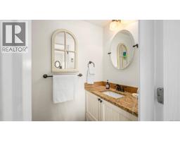 7410 Yake Rd, Fanny Bay, BC V0R1W0 Photo 24