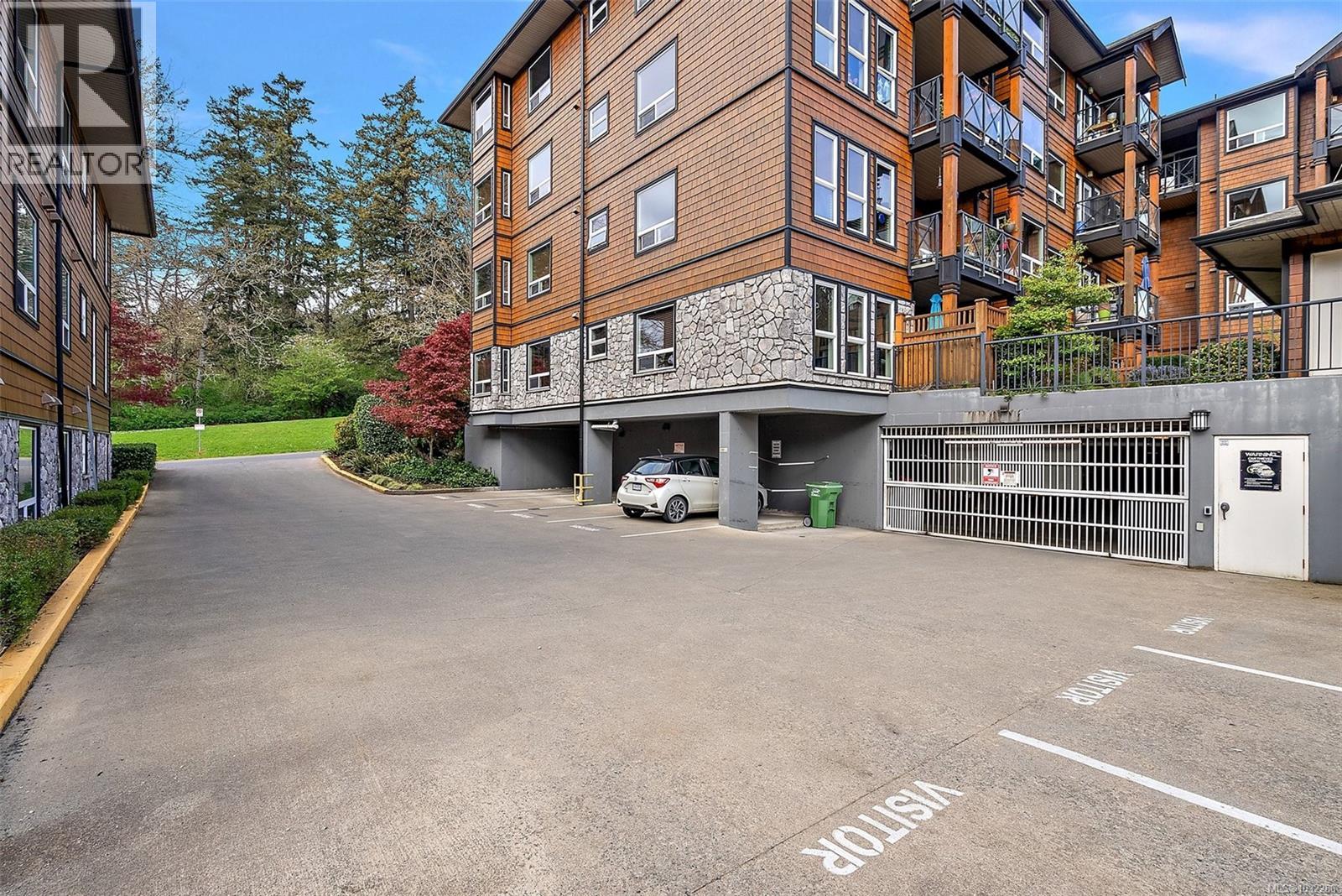 104 101 Nursery Hill Dr, View Royal