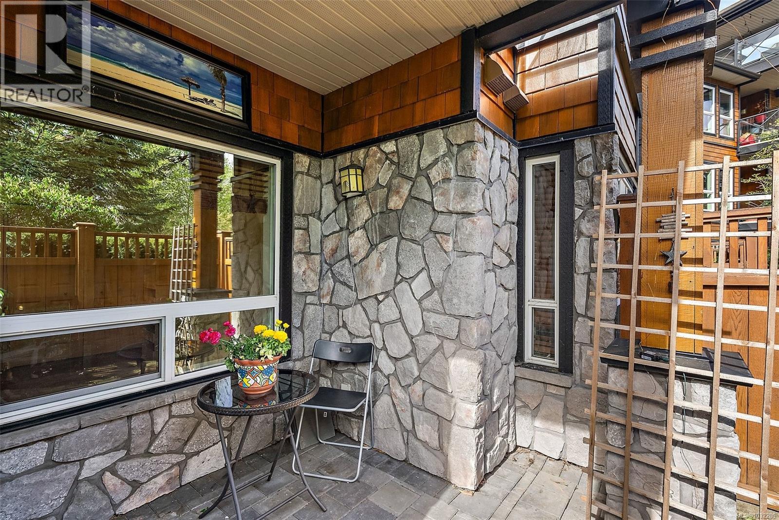 104 101 Nursery Hill Dr, View Royal