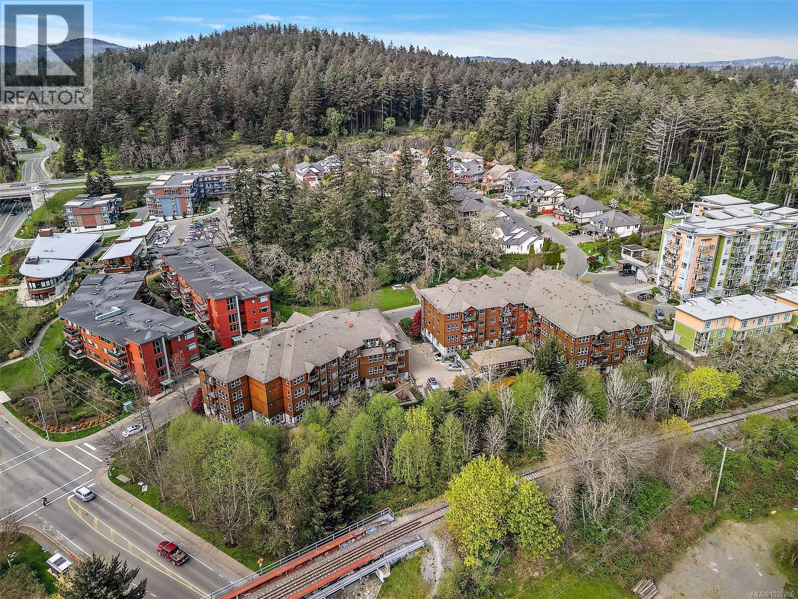 104 101 Nursery Hill Dr, View Royal