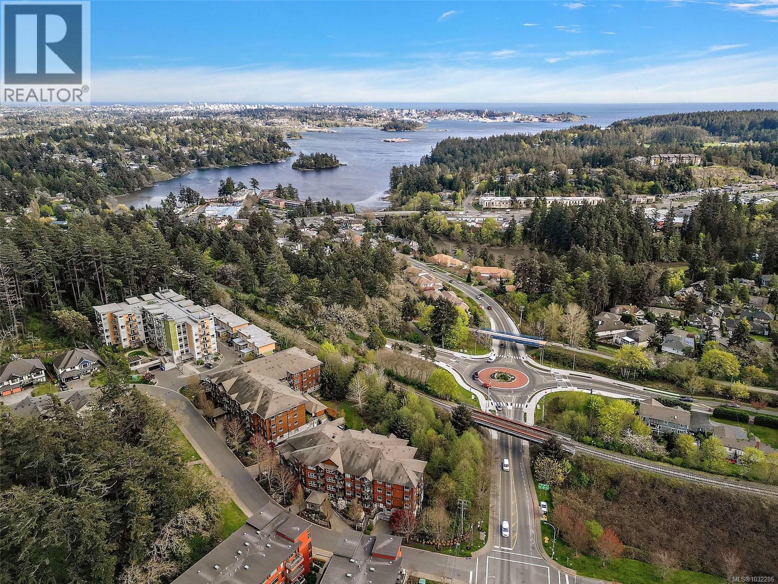 104 101 Nursery Hill Dr, View Royal