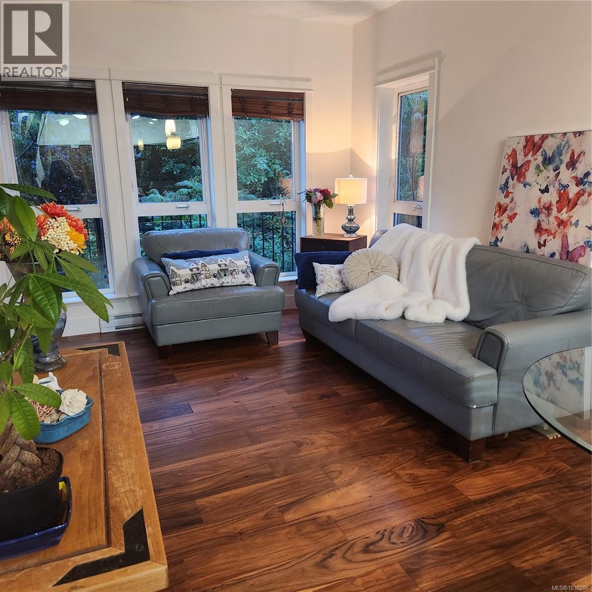 104 101 Nursery Hill Dr, View Royal