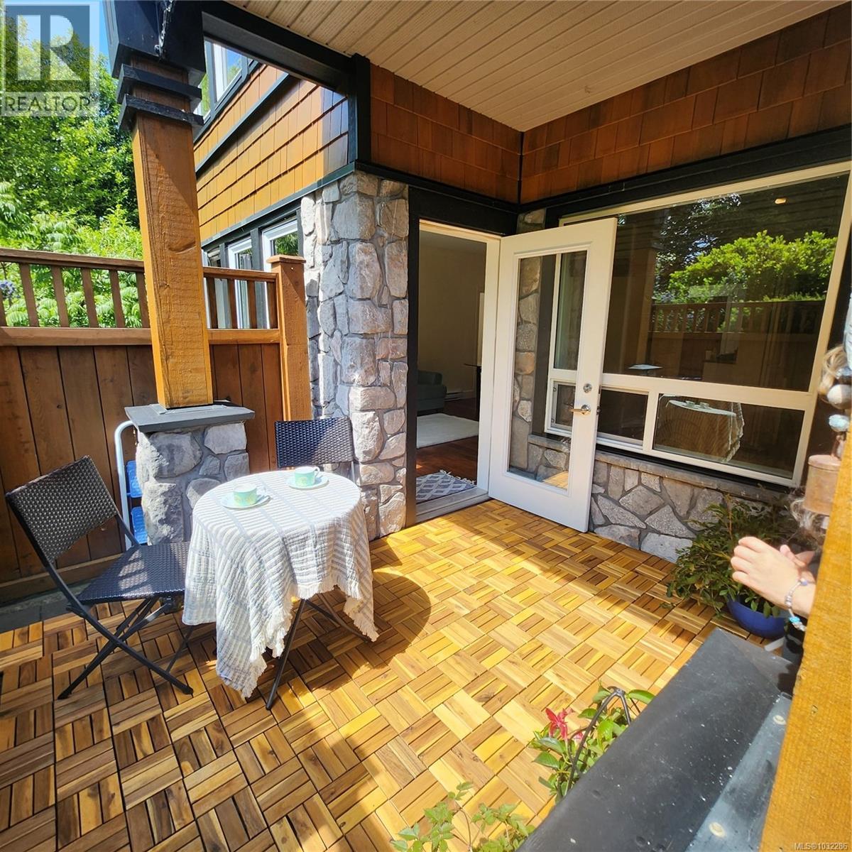 104 101 Nursery Hill Dr, View Royal