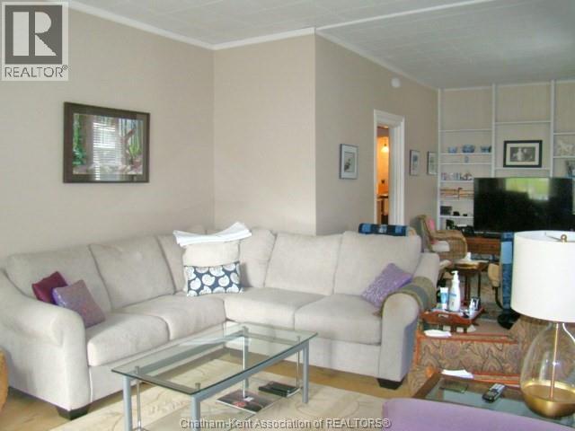 26 ERIE STREET South - 12