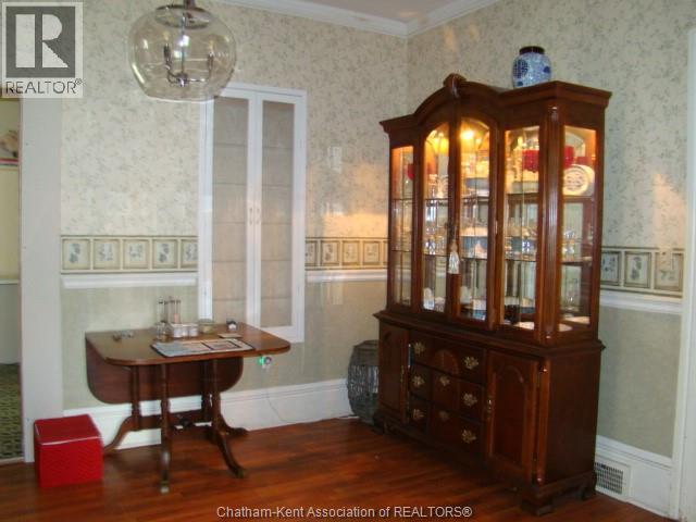 26 ERIE STREET South - 19
