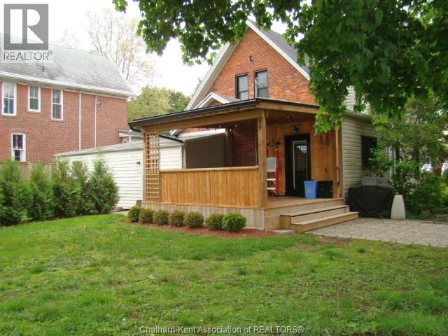26 ERIE STREET South - 5