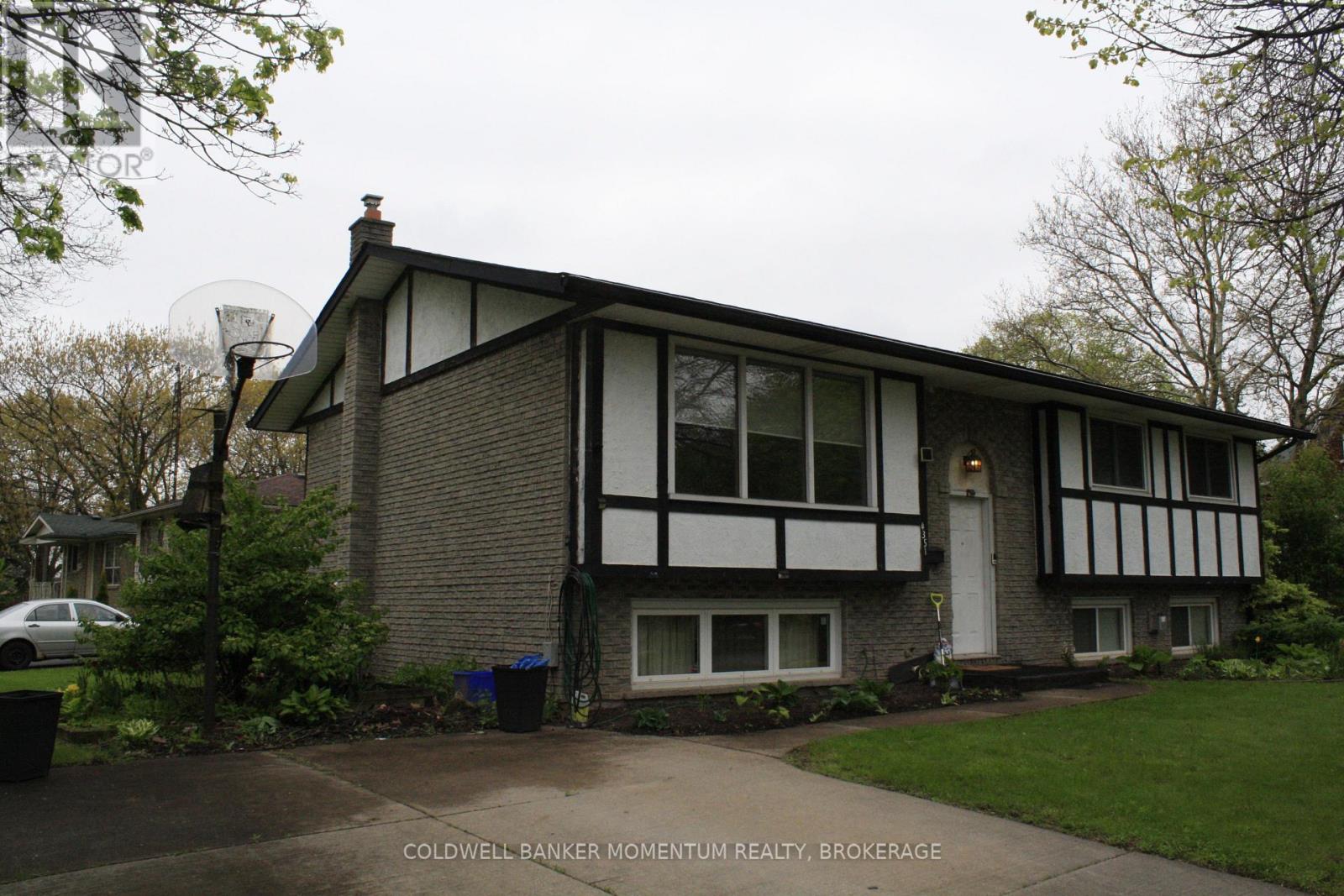 4351 BRIARWOOD AVENUE - 3