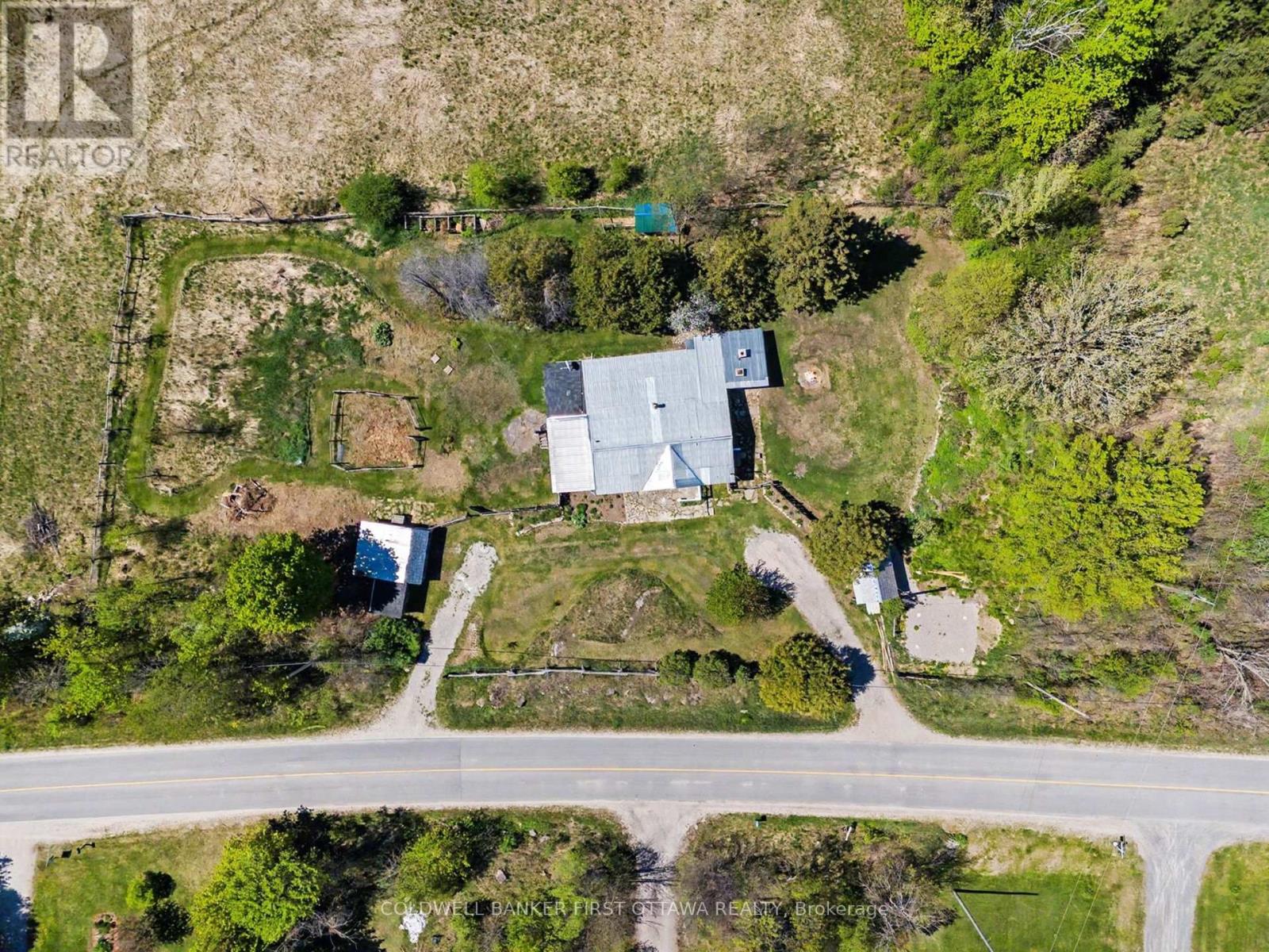 534 ANGLICAN CHURCH ROAD - 39