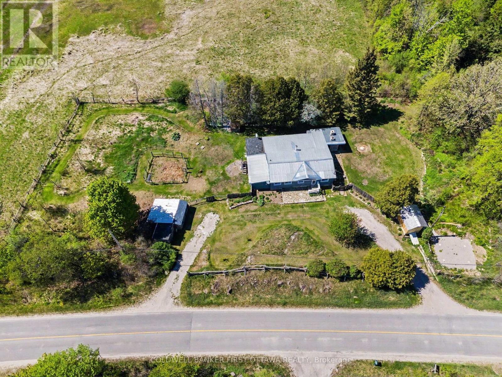 534 ANGLICAN CHURCH ROAD - 44