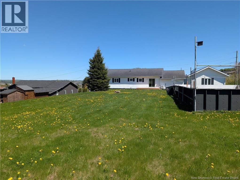835 Walker Street - 4