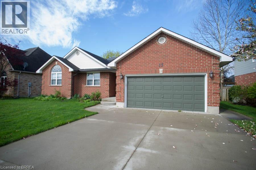 15 DOGWOOD Drive - Image 2