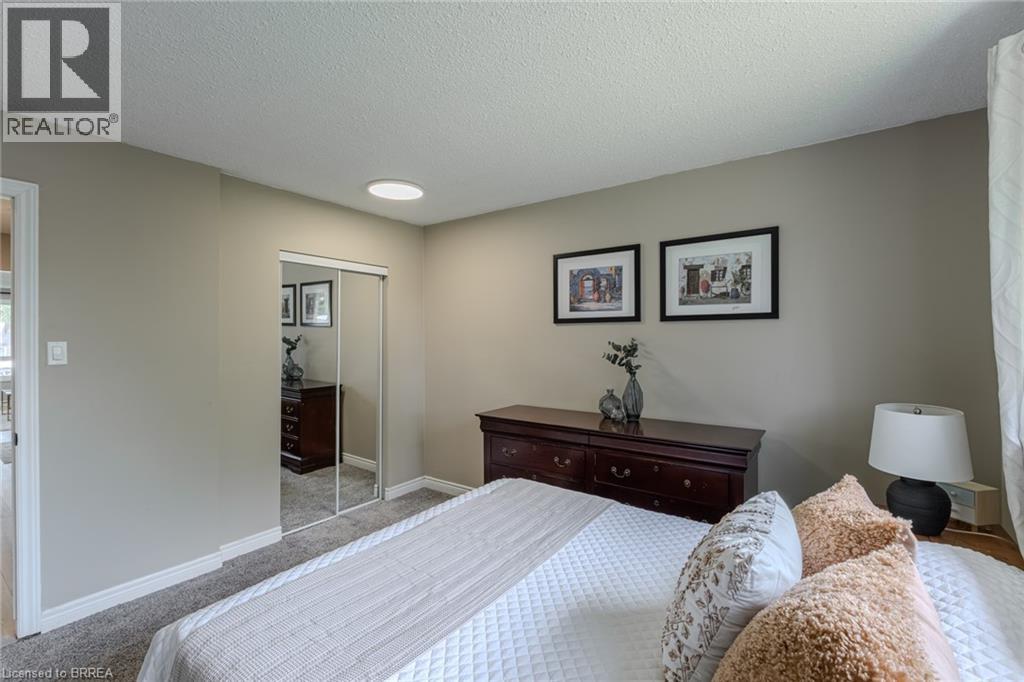 33 PALOMINO Drive - 22