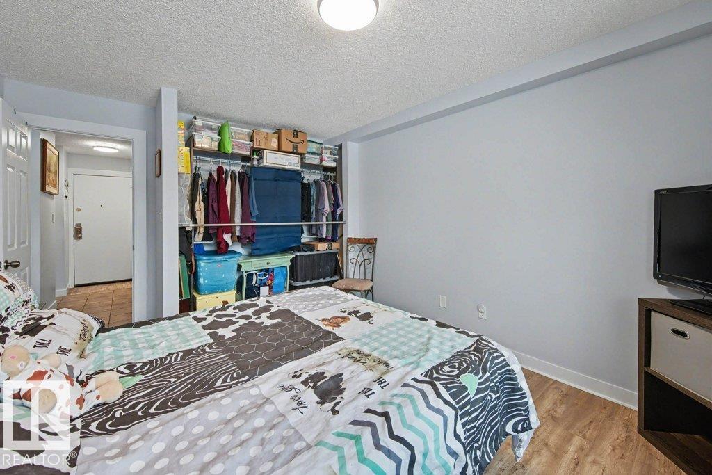 #102 15105 121 ST NW - 19
