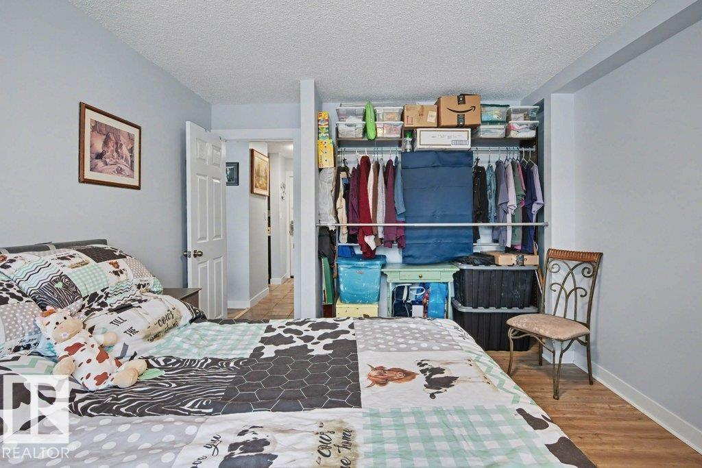 #102 15105 121 ST NW - 18
