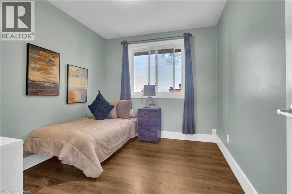 2373 HAZEN Road - 14