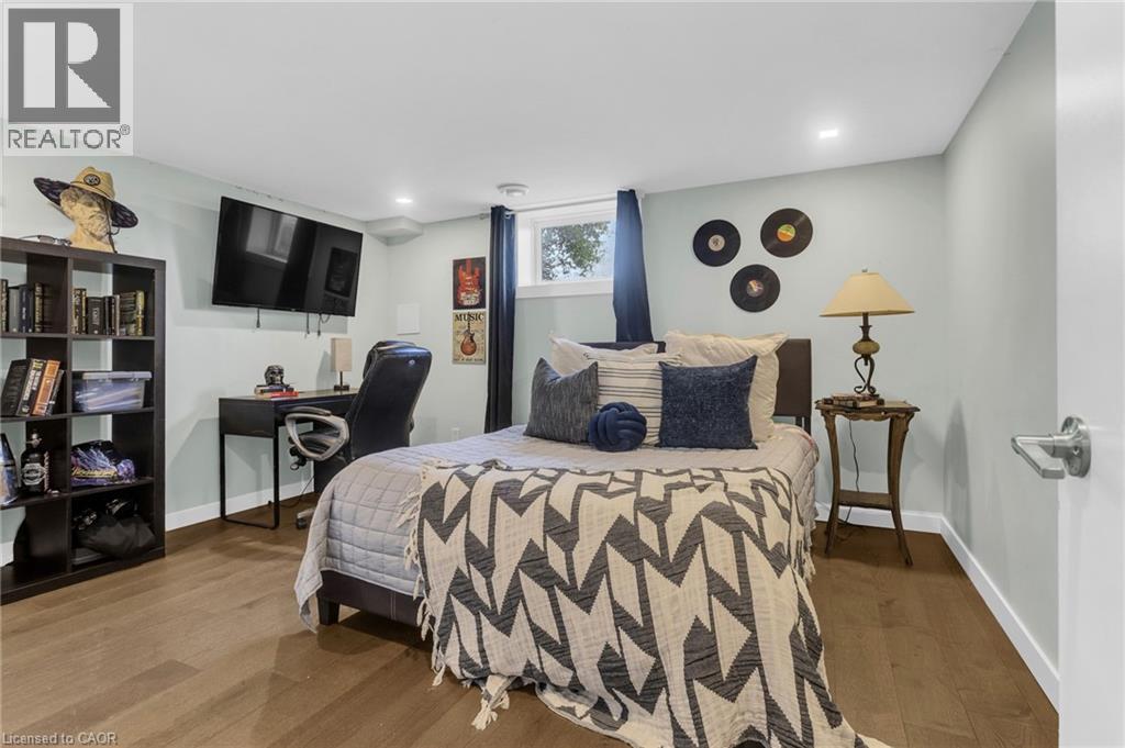 2373 HAZEN Road - 23